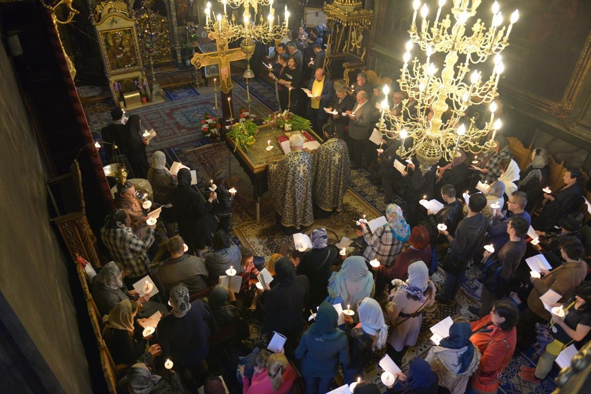 Ne-am adunat cu toții...